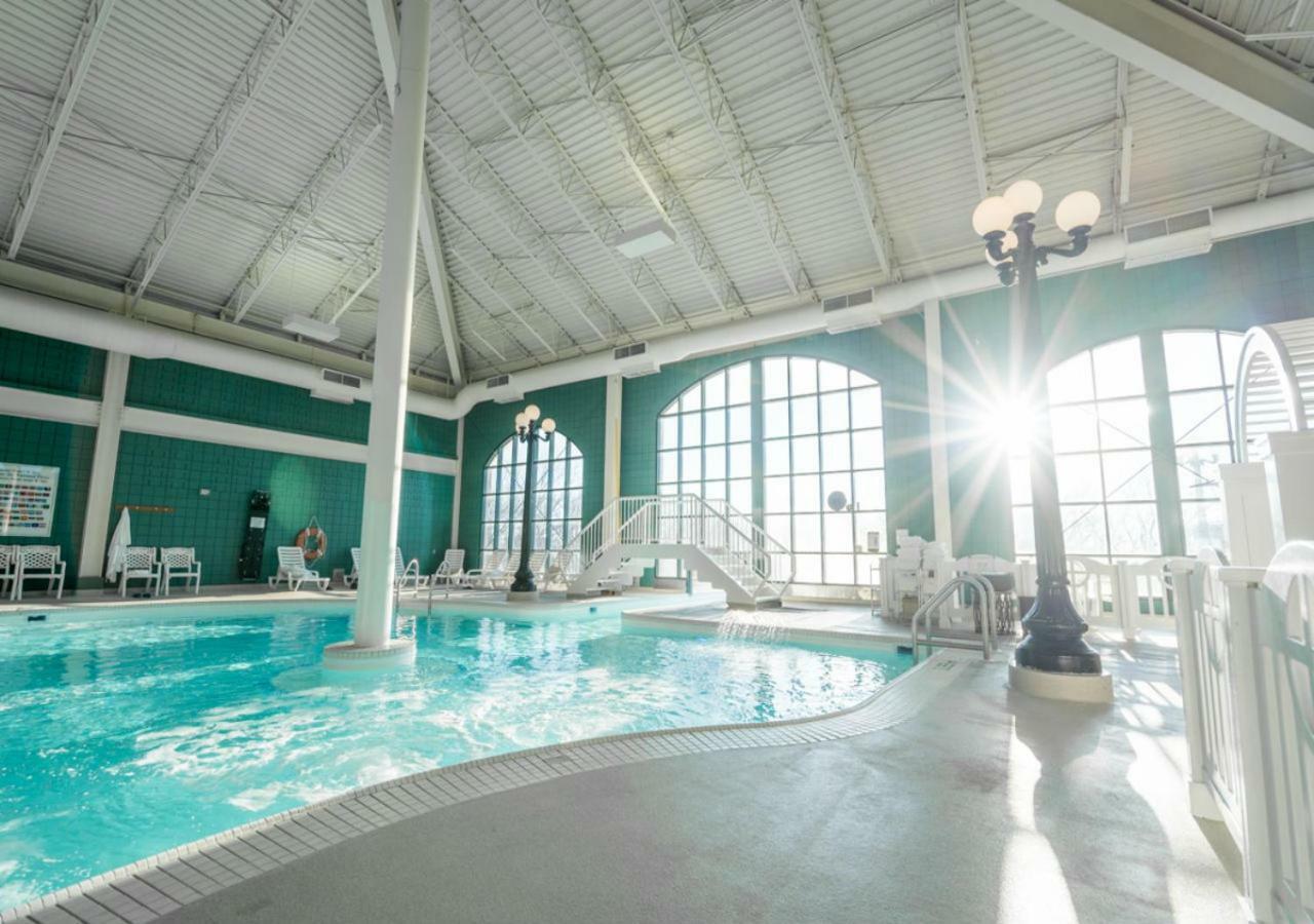 Temple Gardens Hotel & Spa Moose Jaw Exterior photo